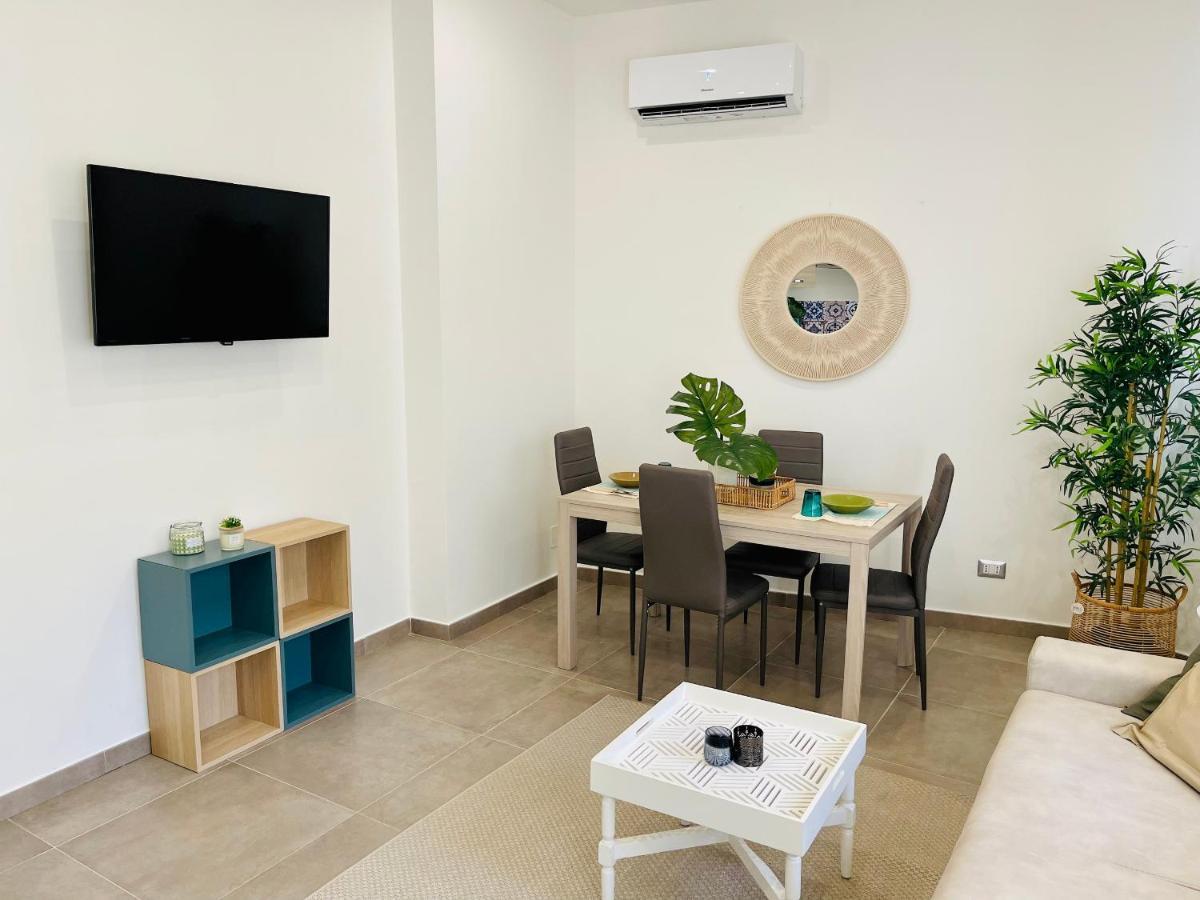 Apartament On The Sea And With Swimming Pool Taormina Eksteriør bilde